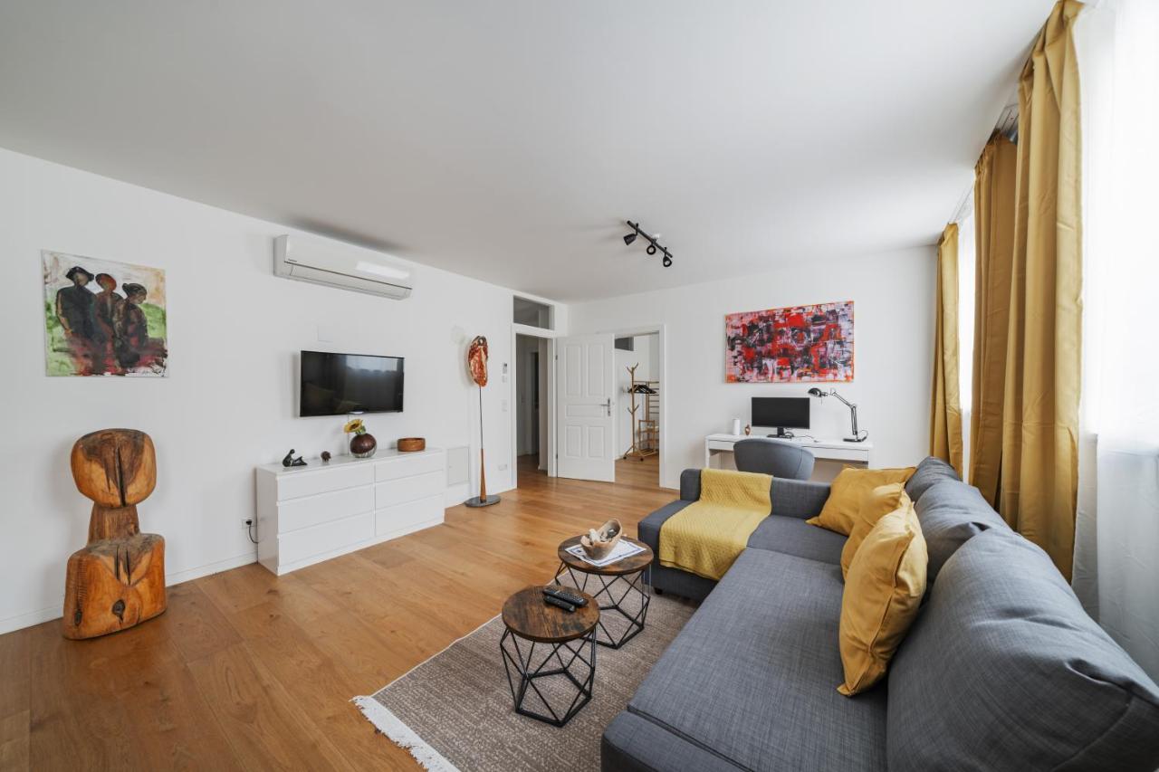 Business With Air Condition Apartment