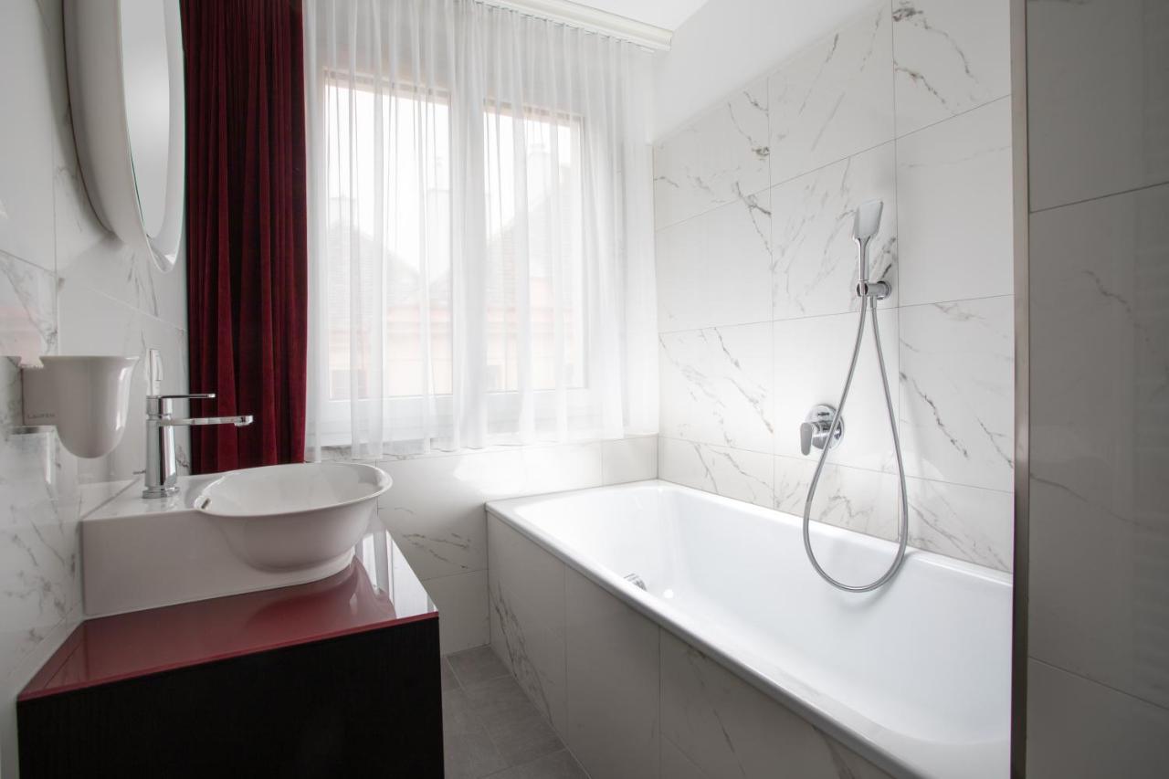 Artist Boutique Hotel 4*