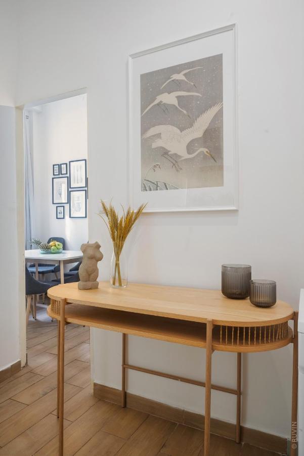 Designer Near Schoenbrunn Apartment *