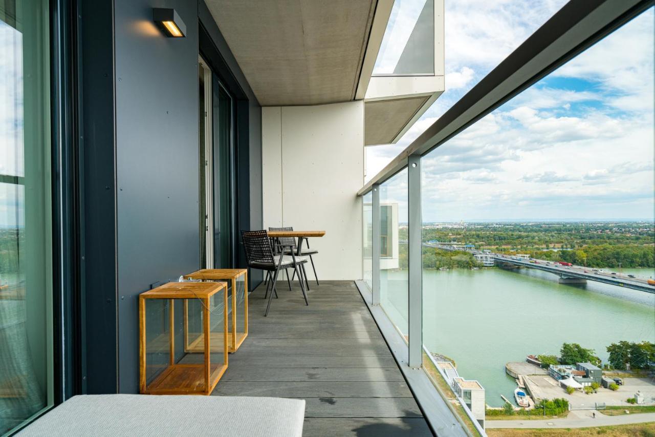 Residence, Marina Tower - Danube Aparthotel