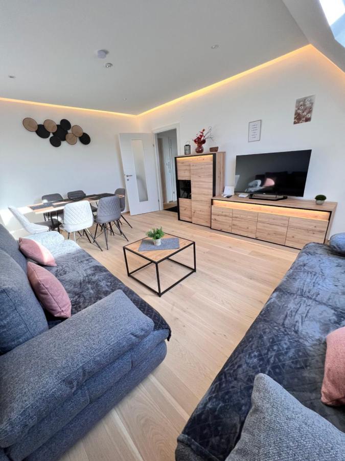 Apartamento Modern Flat With Two *