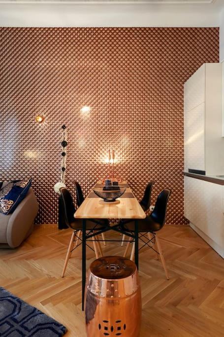 Apartment Modern Viennese Mid-century Wien