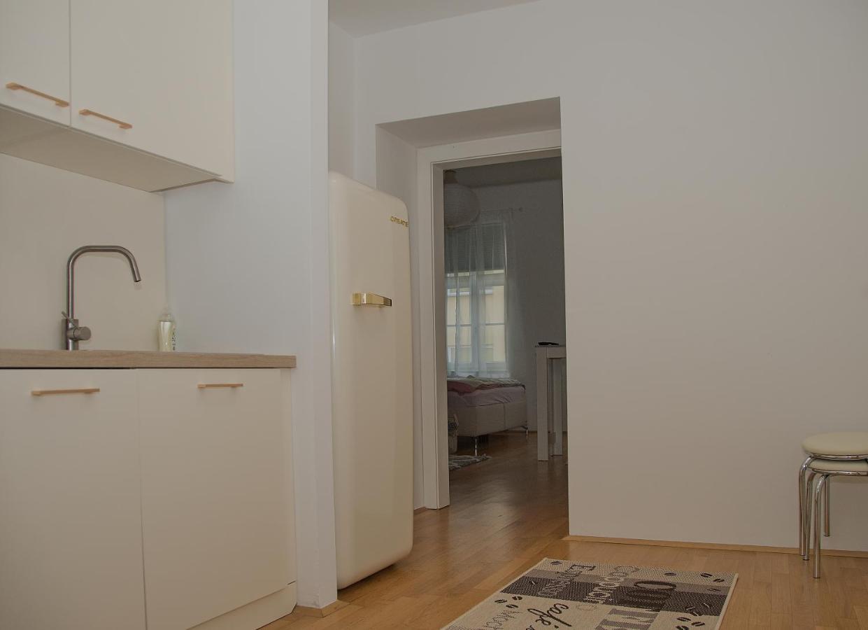 Apartment White Lotus