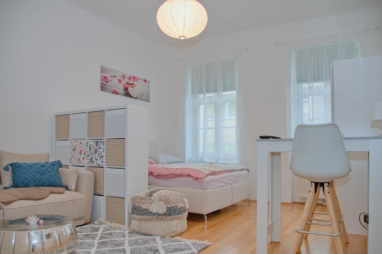 White Lotus Apartment Vienna