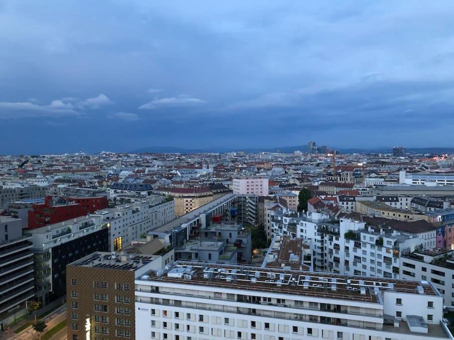 Apartment Stunning View Over In City Center *