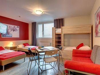 Meininger Hauptbahnhof Hotel