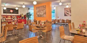Hotel Meininger Hauptbahnhof 3*