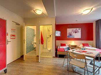 Meininger Hauptbahnhof Hotel 3*
