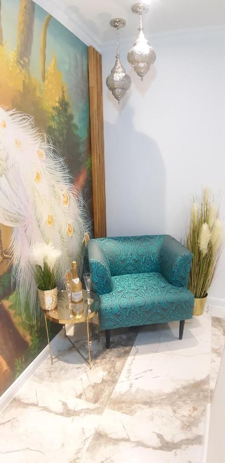 Appartamento Royal Delux-free Garage,balcon,near Schoenbrunn *