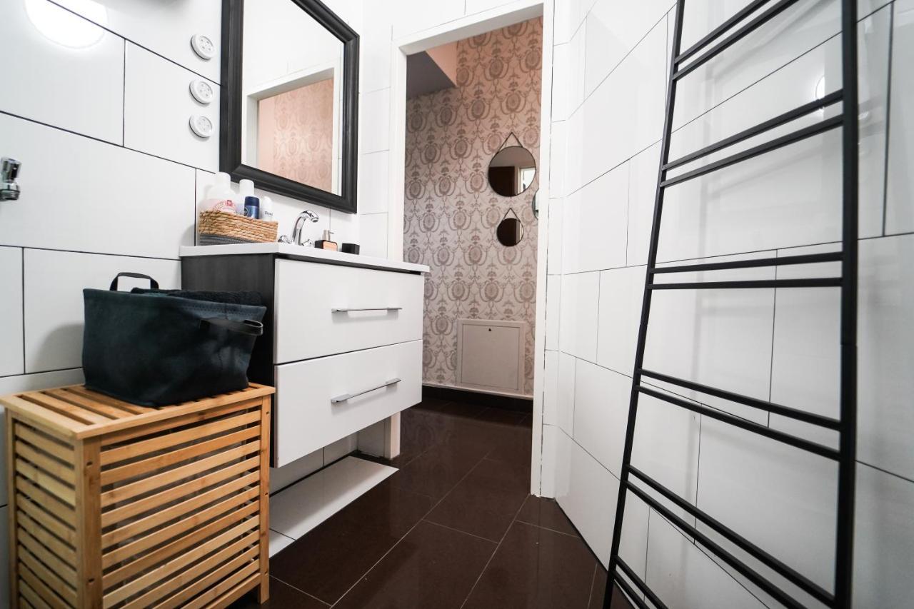 Mint 13 @ Mariahilf Apartamento