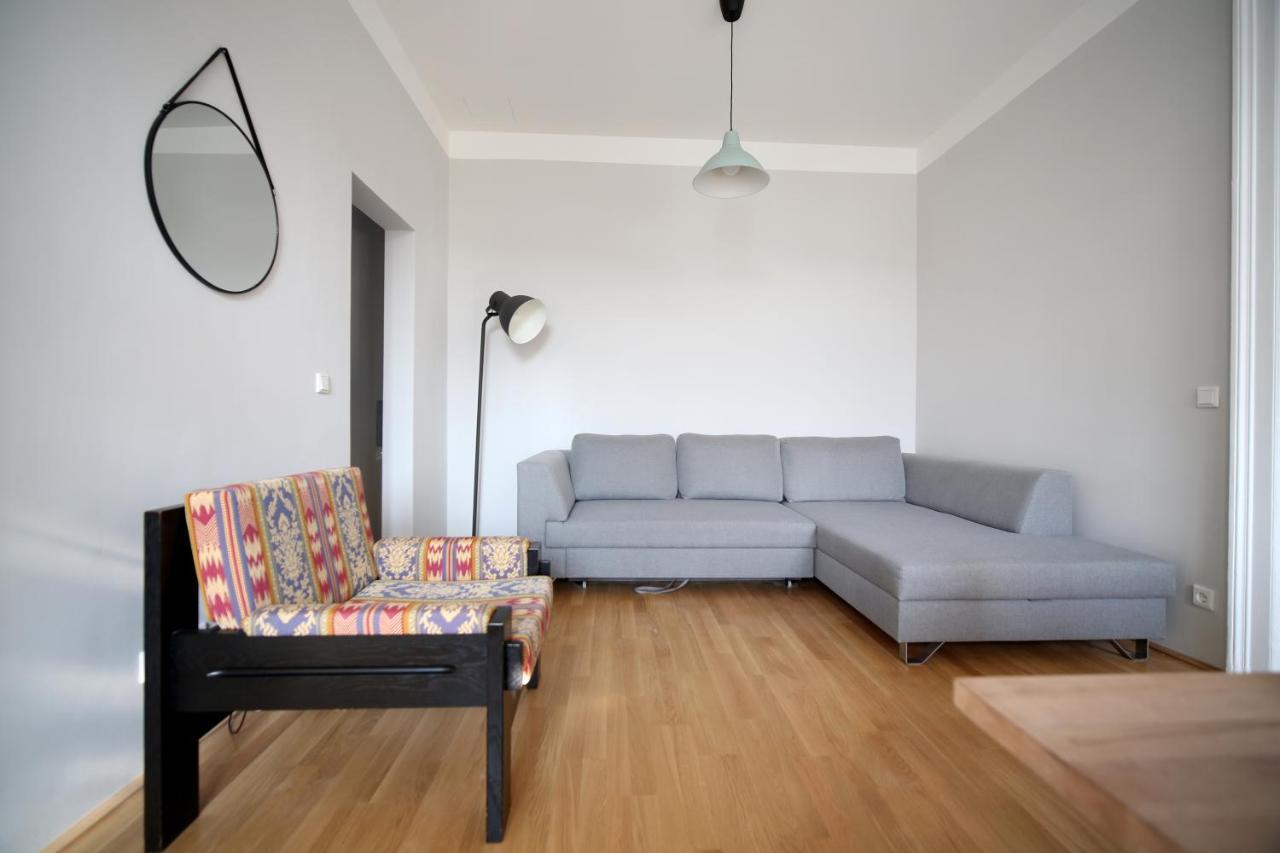 Apartment Classic, Modern & Sunny. 7min To Vienna's Center!