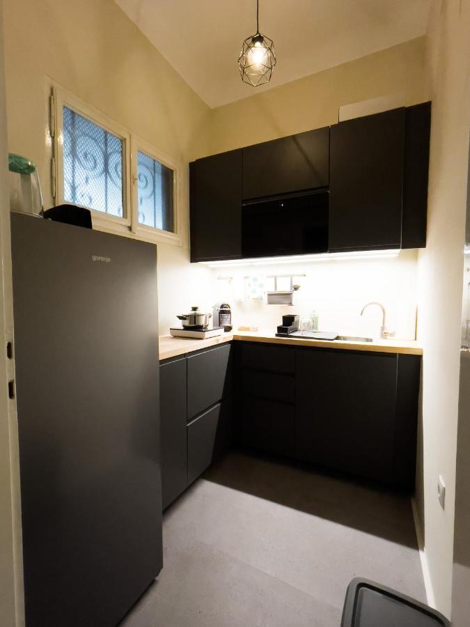 And Stylish Apartment *