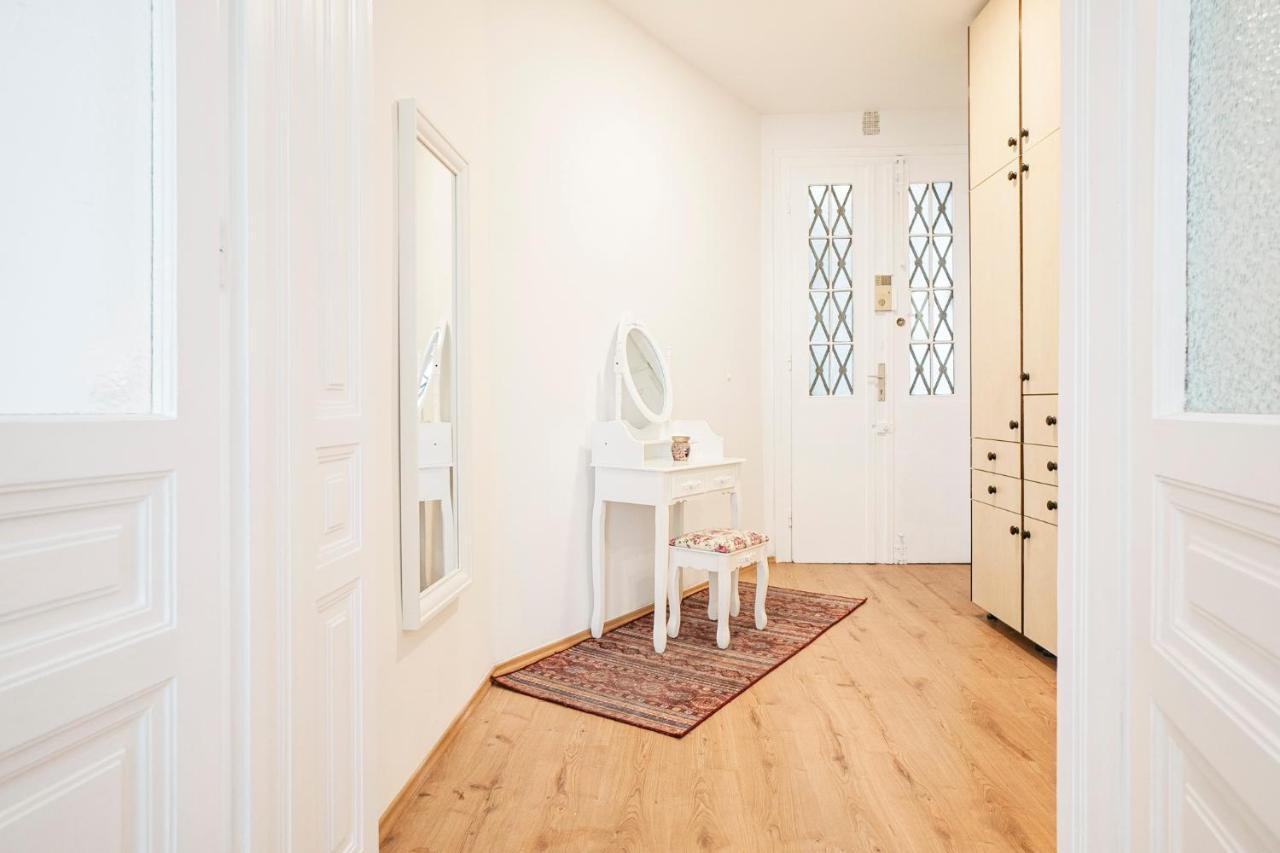 Coupledream - 10min To Center! Apartment *