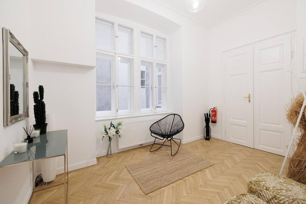 Franz 21 - Typical Viennese In The Heart Of * Wien