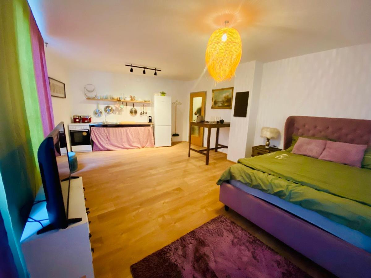 Cozy & Charming Apartment *