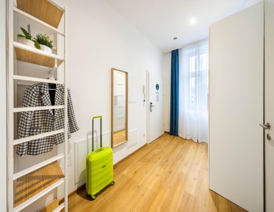 Aparthotel Jimmy's Emerald 4*