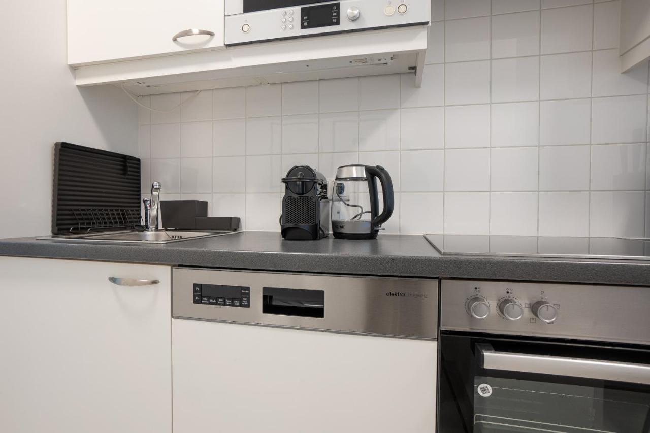 Bright Stylish With A Huge Terrace In A Location Apartment *