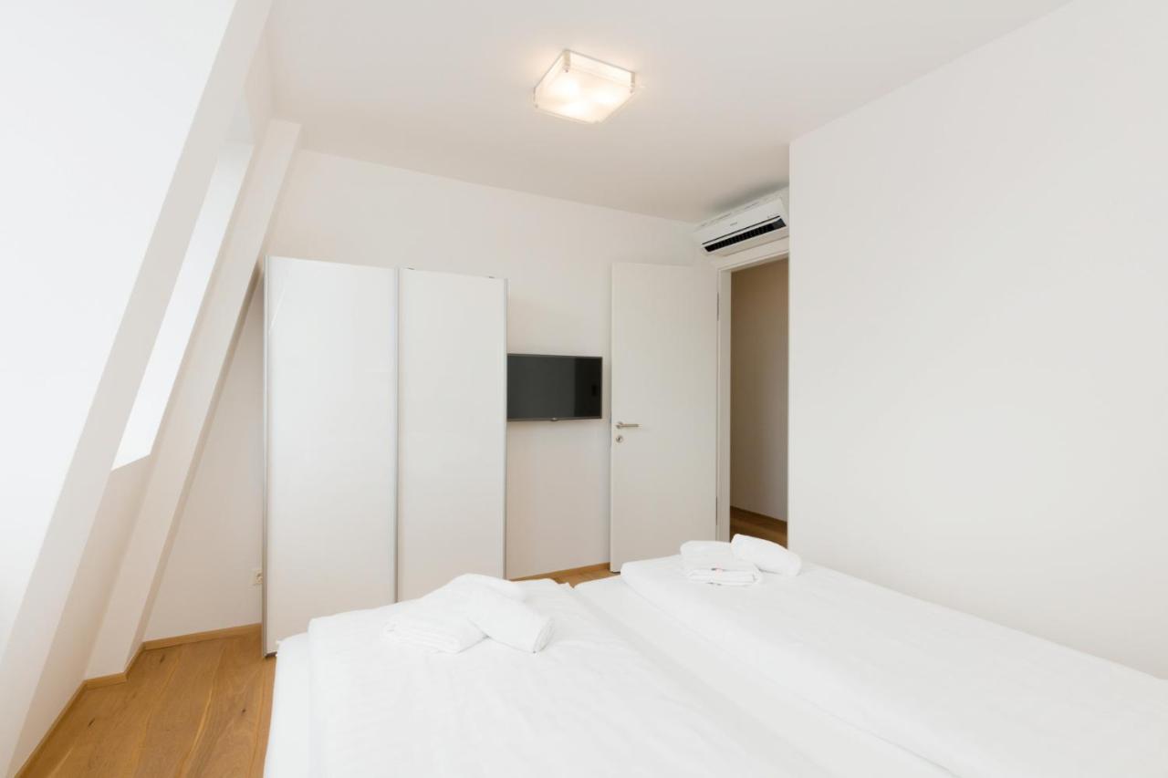 Riverside Residences *