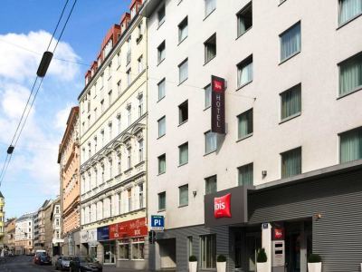 Ibis 3*