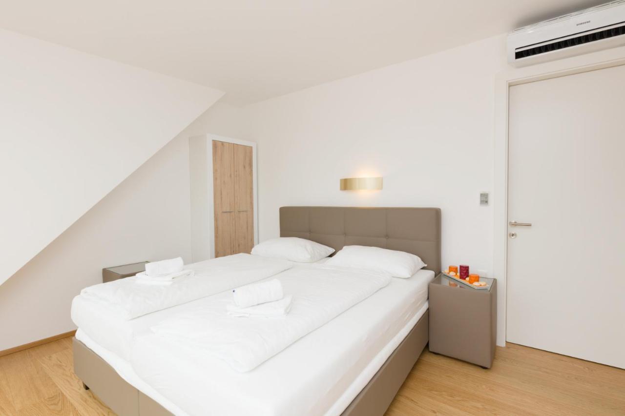 Riverside Residences * Vienna