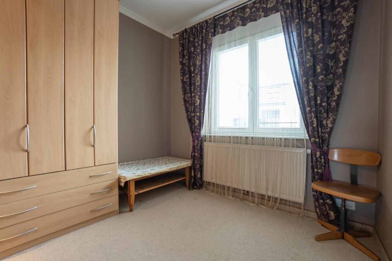 Apartment With A Balcony - 15 Min To City Center Wien