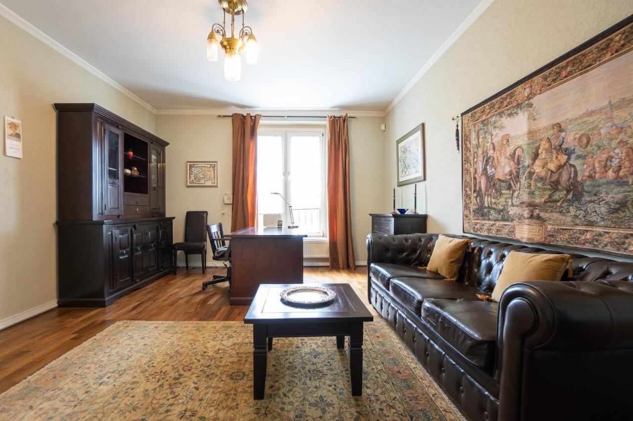 With A Balcony - 15 Min To City Center Apartment Wien