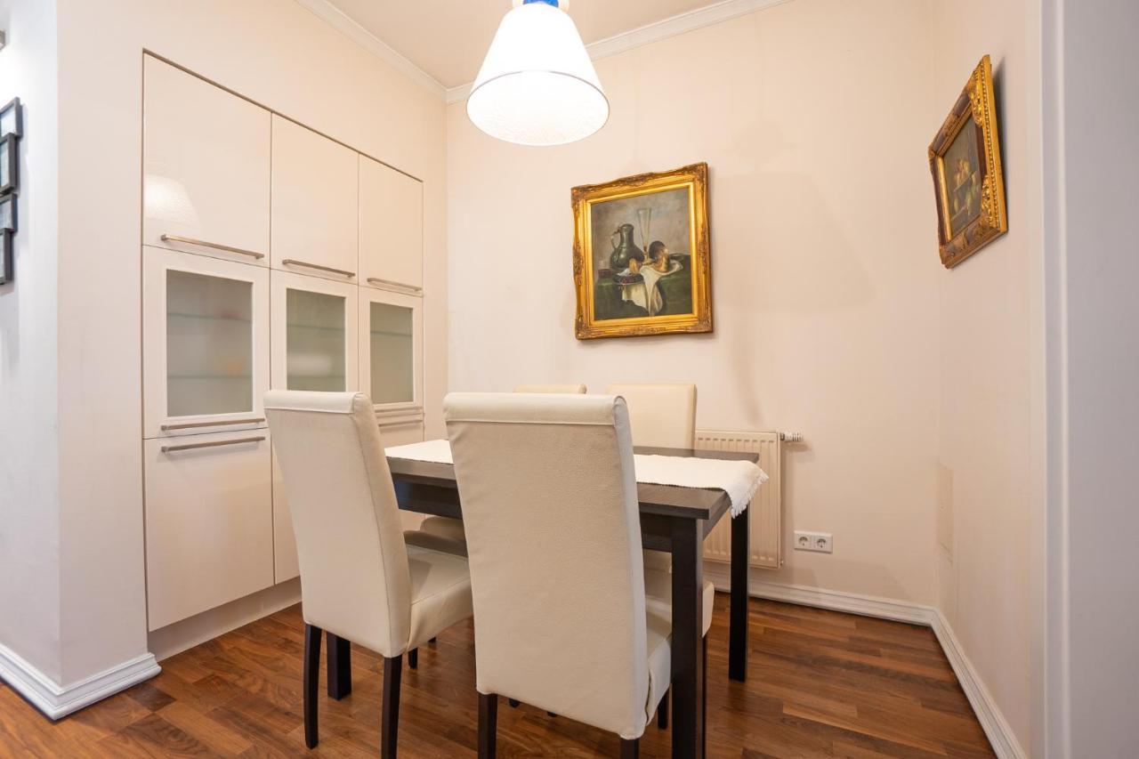 Apartment With A Balcony - 15 Min To City Center