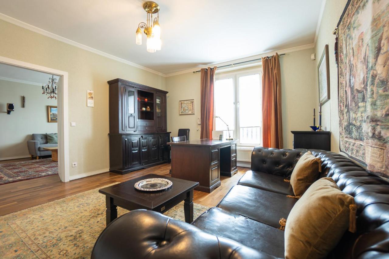 With A Balcony - 15 Min To City Center