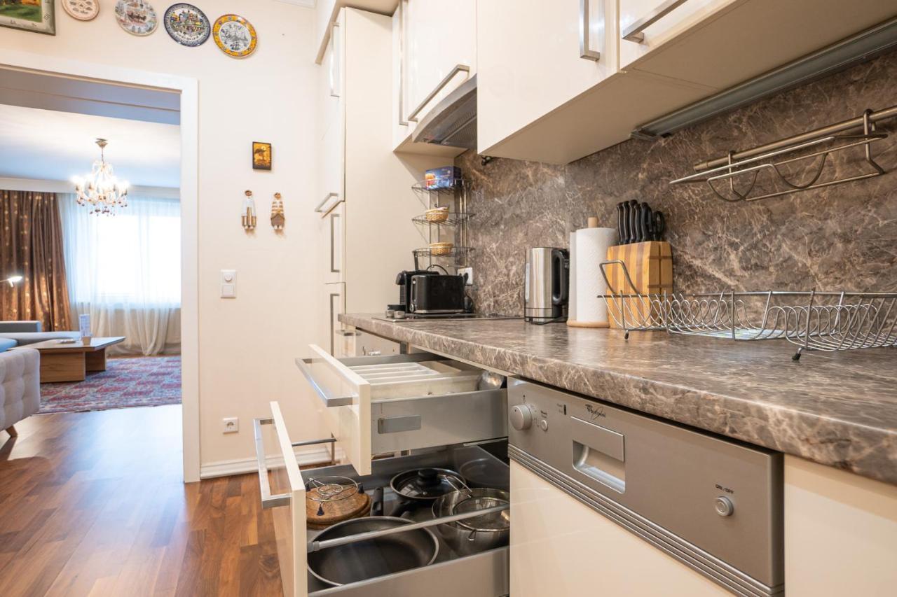 With A Balcony - 15 Min To City Center * Wien