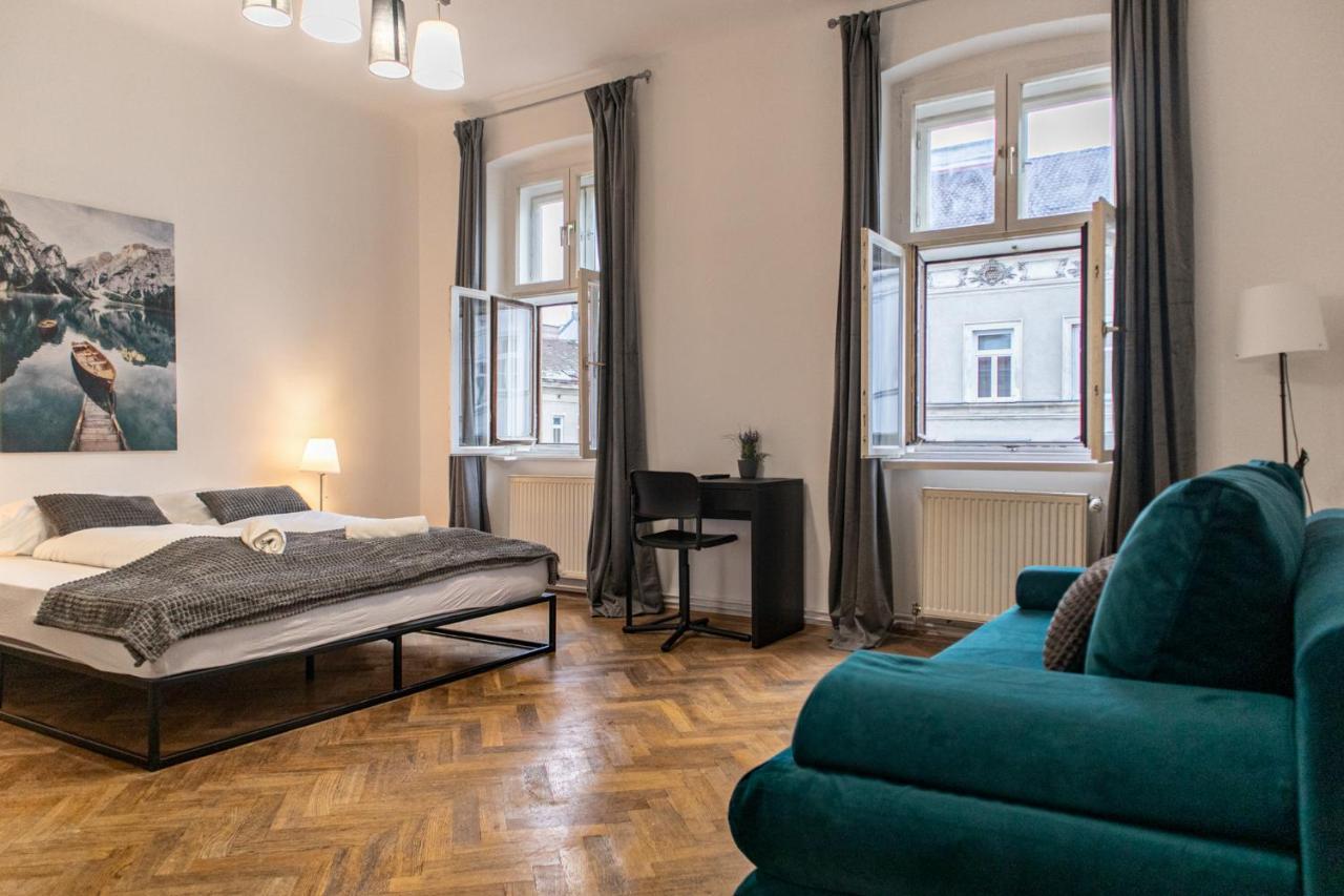 Spacious 2br Apt.-near Wiener Stadthalle *