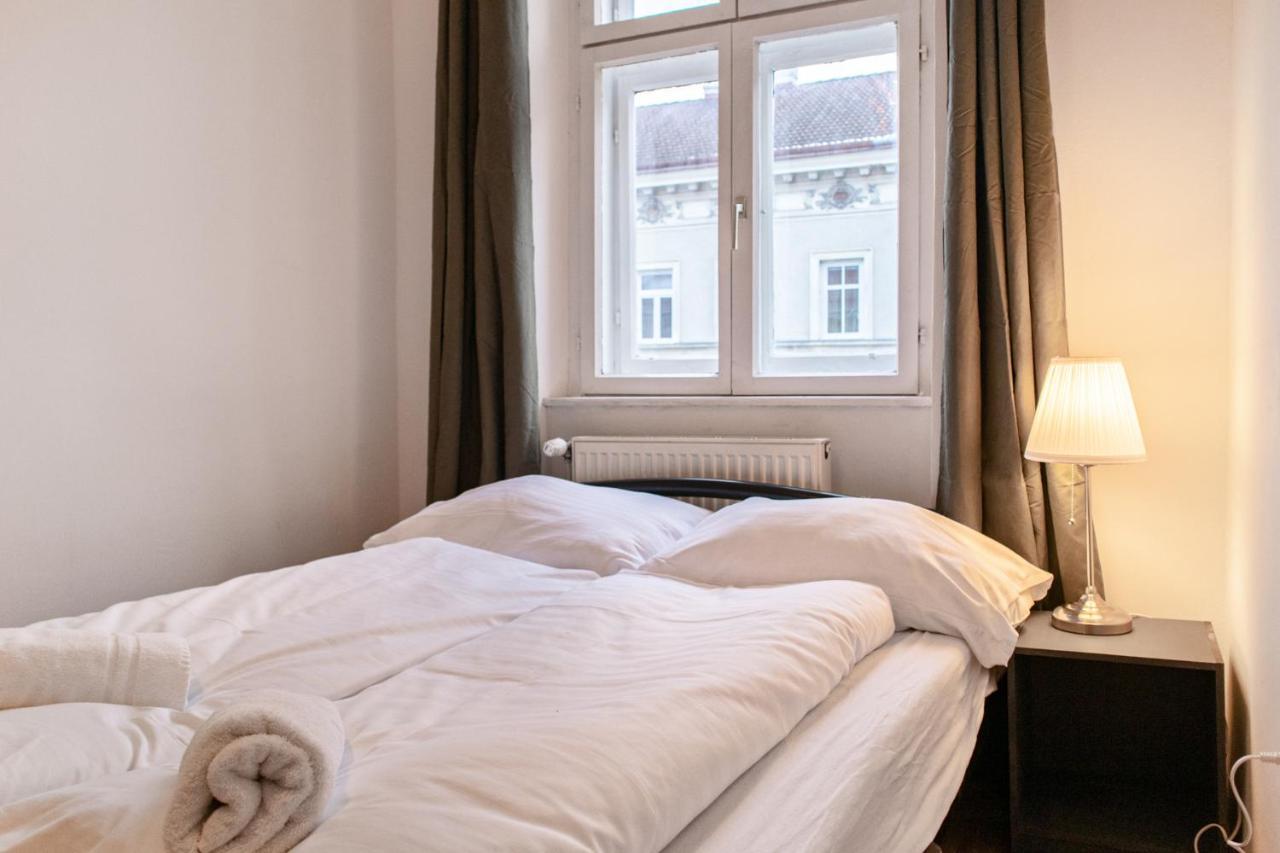 Apartamento Spacious 2br Apt.-near Wiener Stadthalle Viena