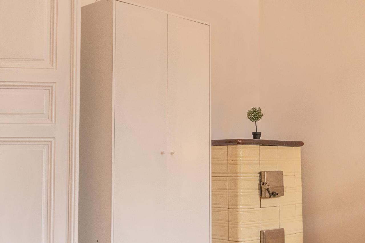 Vibrant 3br Near Akh Hospital - Perfect For Groups Appartamento *