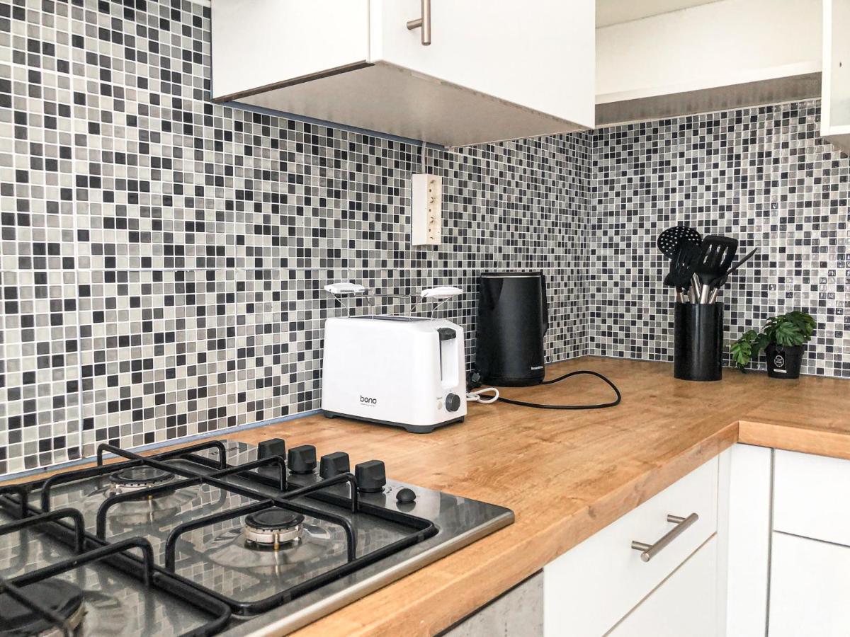 Appartamento Vibrant 3br Near Akh Hospital - Perfect For Groups *