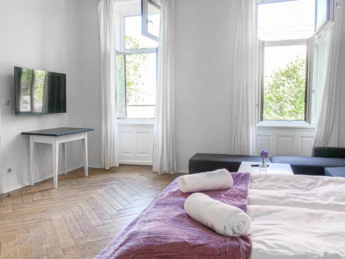 Appartamento Vibrant 3br Near Akh Hospital - Perfect For Groups *