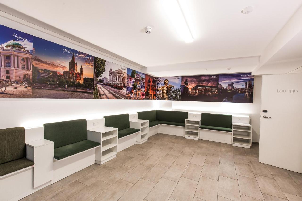 Smart Nano Living - Hauptbahnhof - Self Check-in