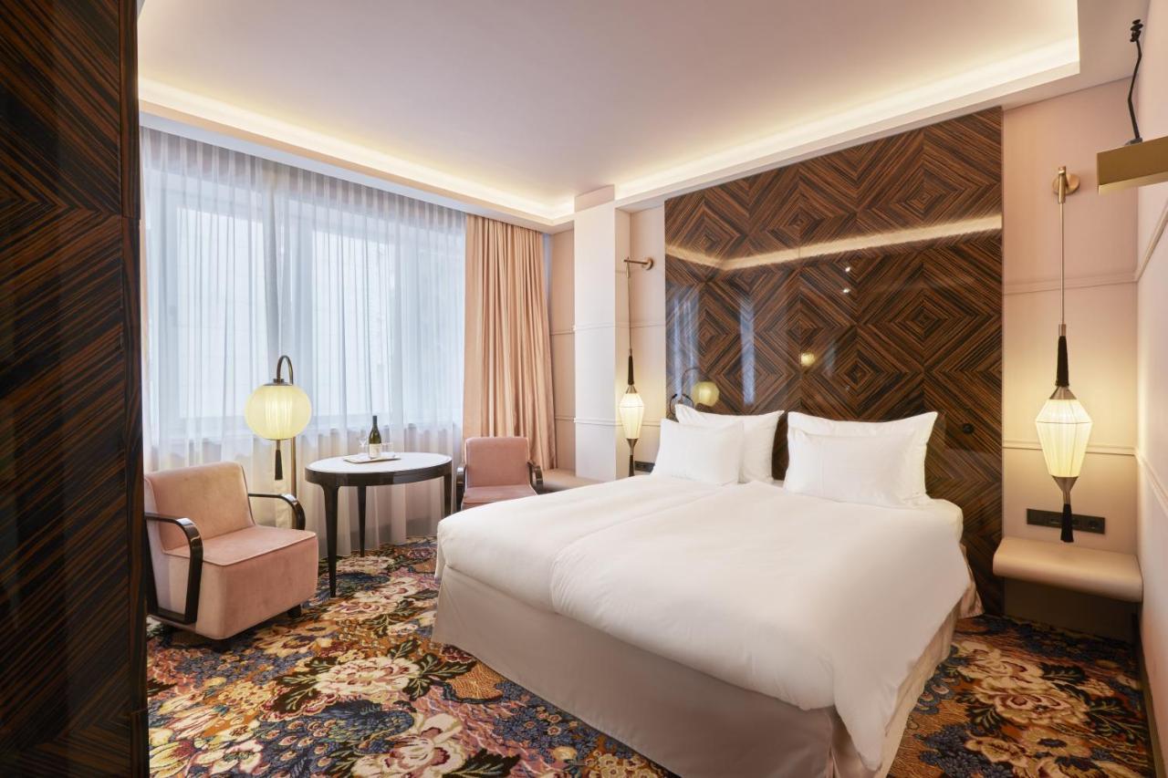 Topazz & Lamee Hotel