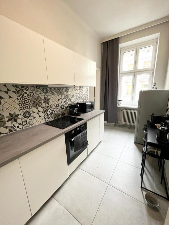 Beautiful Centre Apartment *