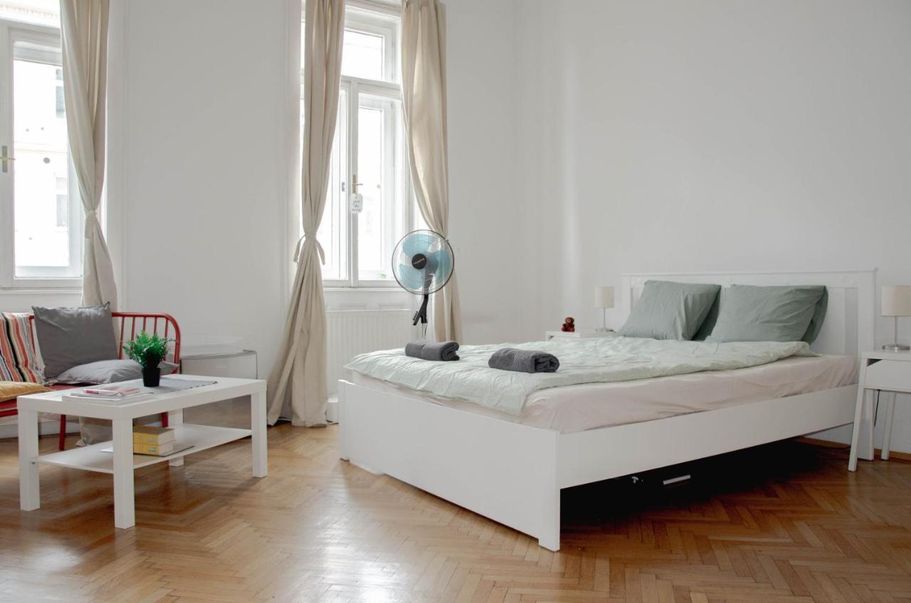 Wonderful Two Bedroom Vienna
