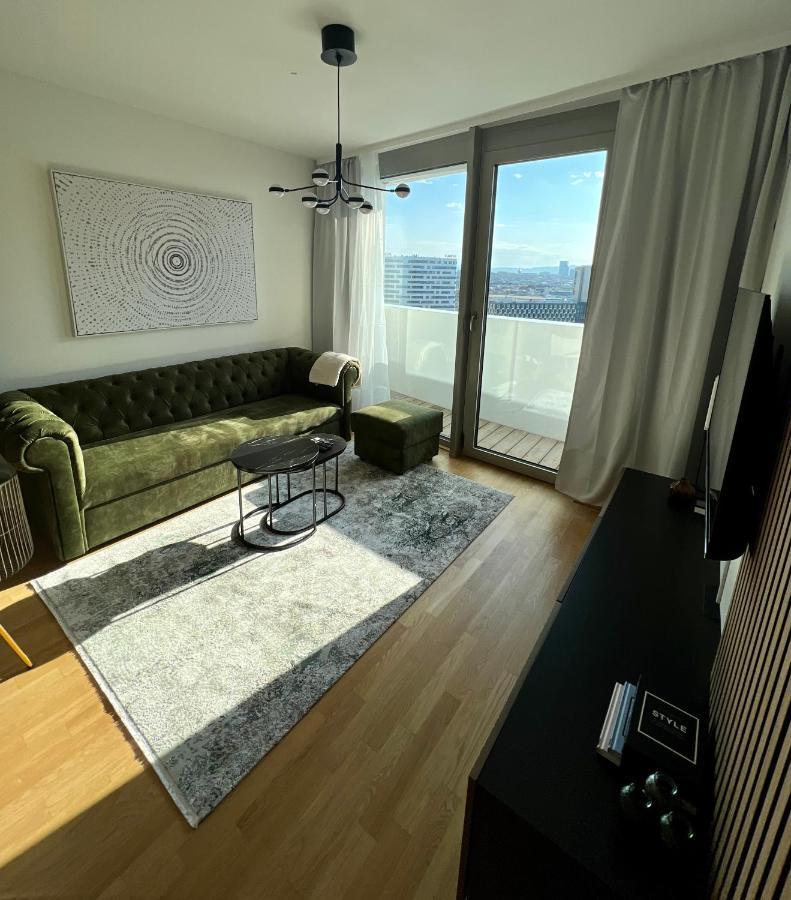 The View-16.13 Quartier Belvedere Apartment Wien