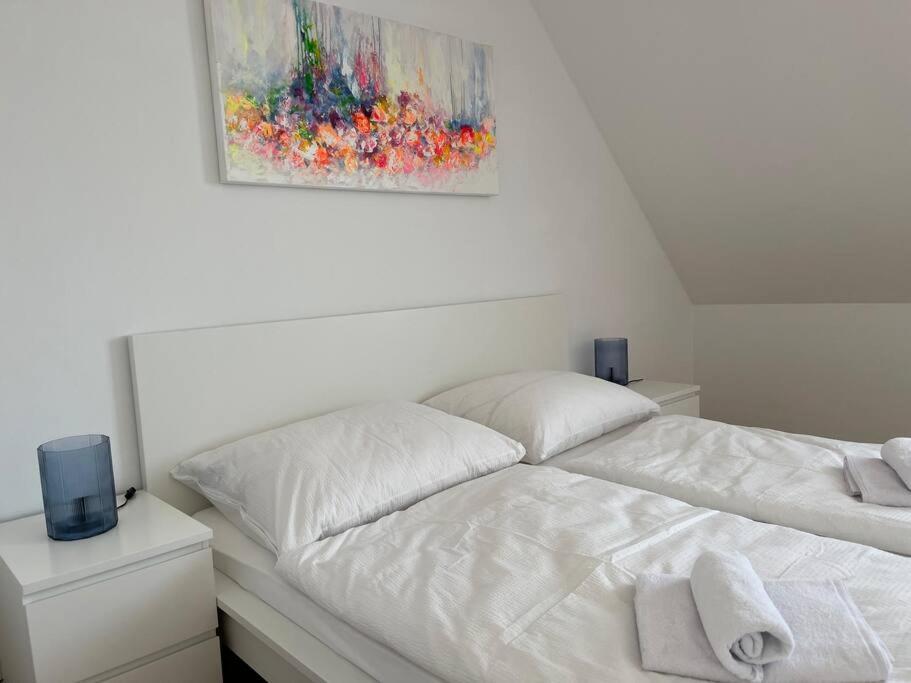 Apartment Dachgeschoss Fuer 4 Mit Terrasse *