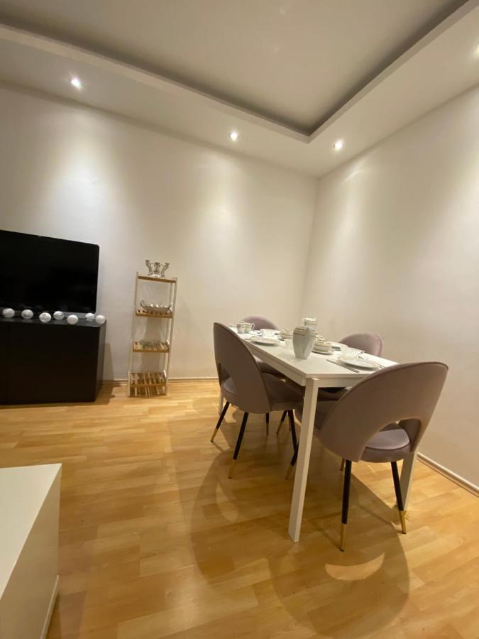 Grosszugiges 2-br-apt Im Zentrum Apartment