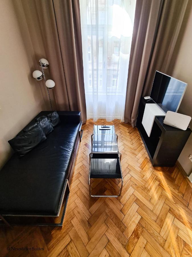 Cervantes 9 * Viena