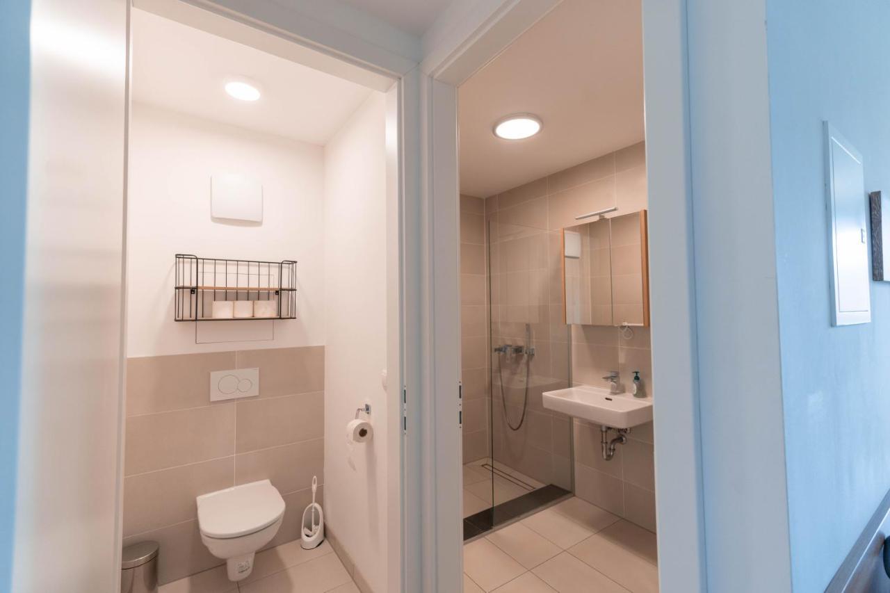 Apartment Modern With Private Balcony Near City Center Vienna