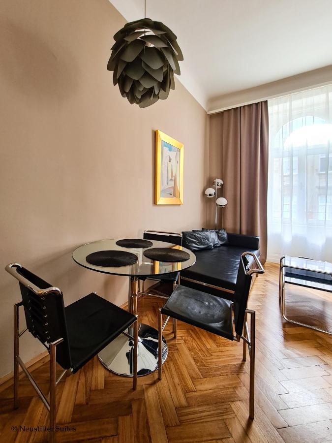 Apartamento Cervantes 9 *