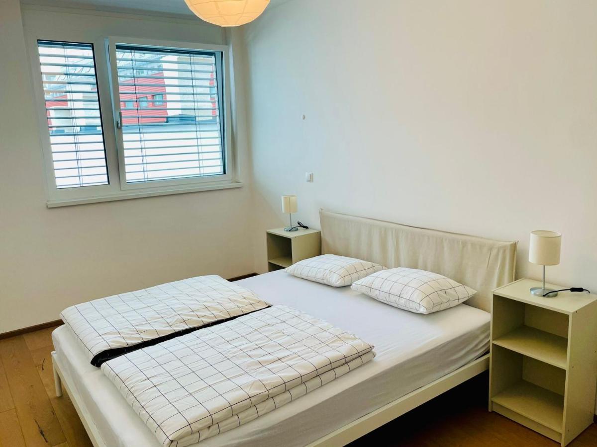 Modern & Stylish In 22th