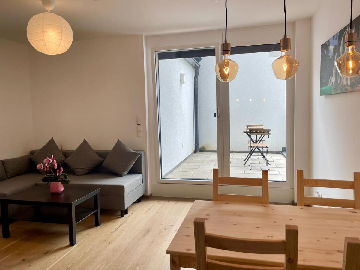 Modern & Stylish In 22th Apartment Wien