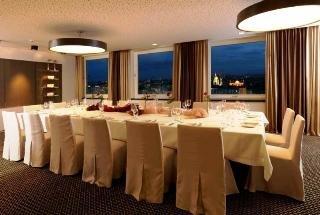 Hotel Am Parkring 4*