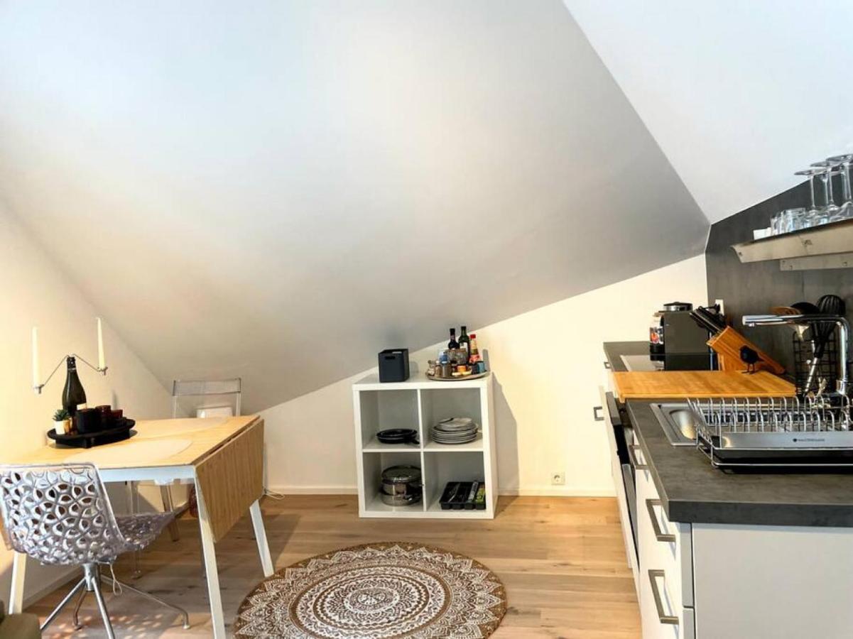 Summer Dream - Air Conditioned Balcony Flat On 2 Floors Apartment