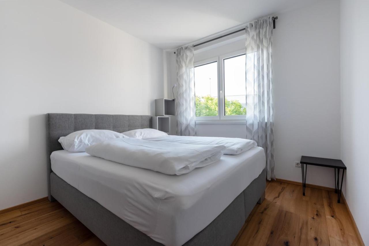 Gruene Ruhelage, 20 Minuten Ins Zentrum Und Parkgarage Appartamento