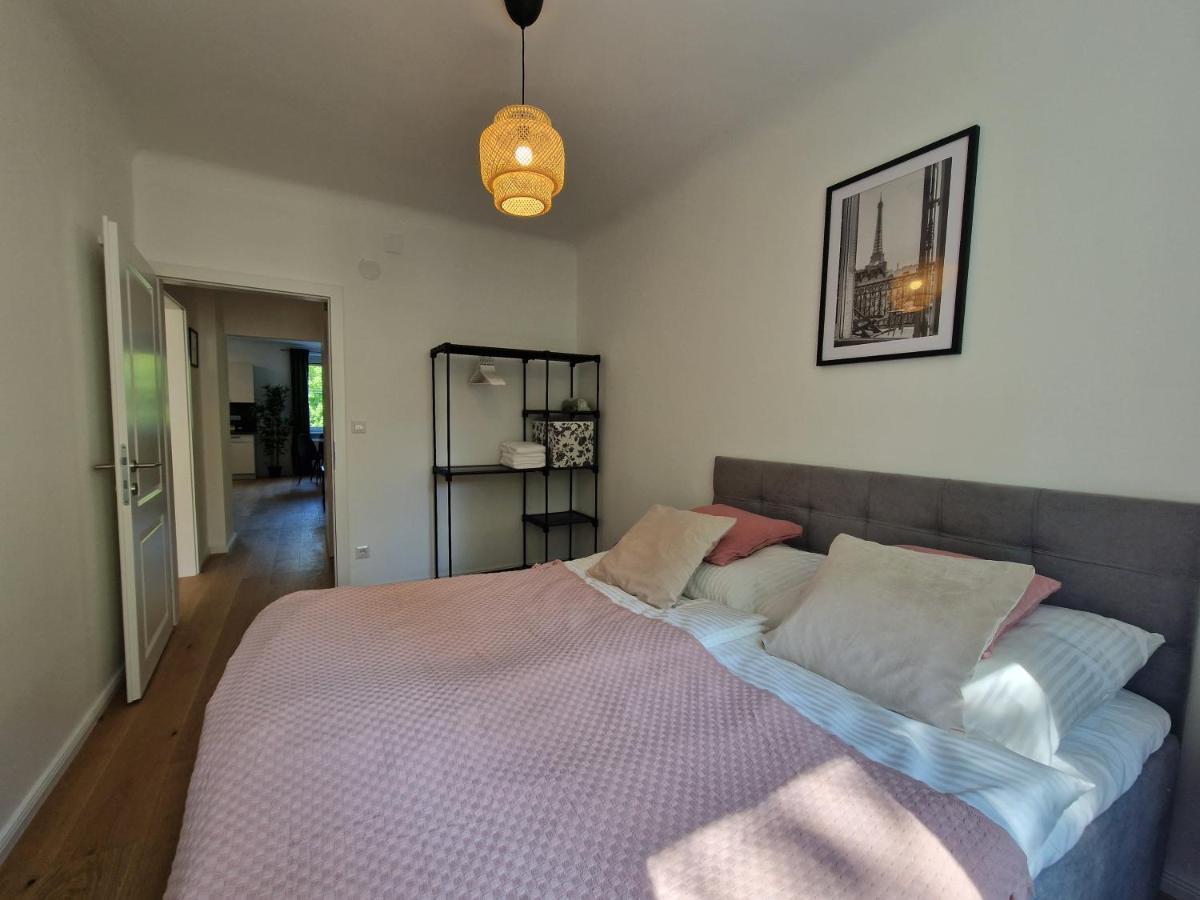 Feelhome-donau-6 Gaeste-wifi-smart Tv Apartment
